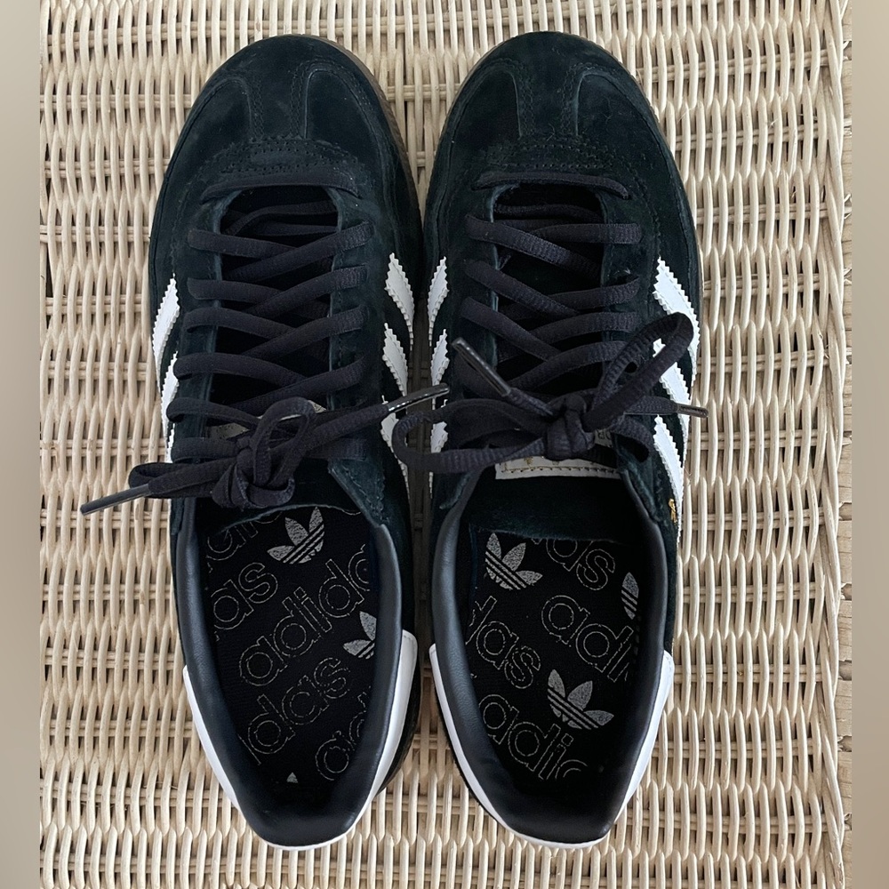 Adidas Handball Spezial Shoes - Core Black / Cloud White / Gum - Picture 2 of 6